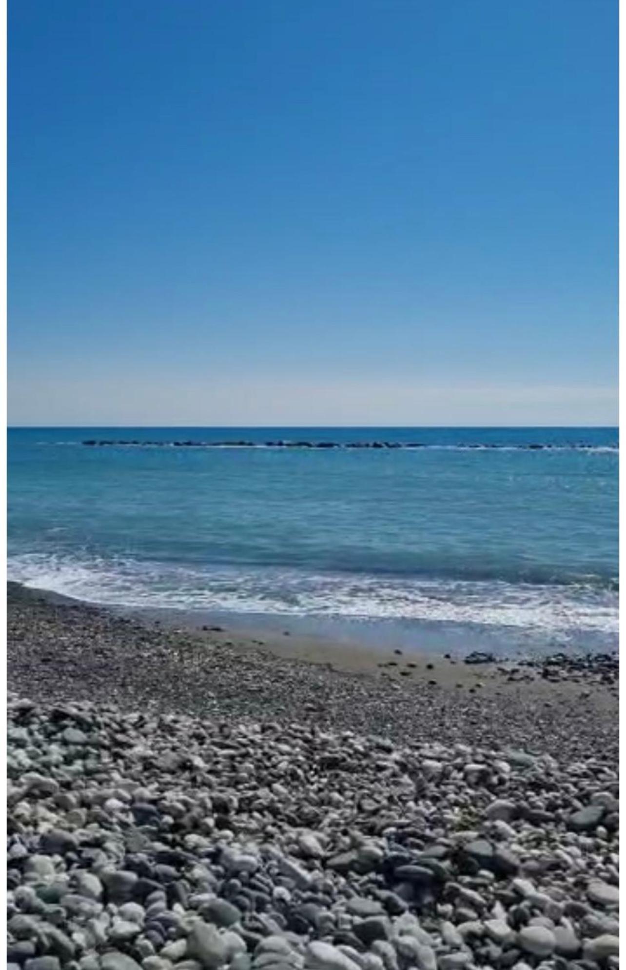 Zygi Beachfront Villa מראה חיצוני תמונה